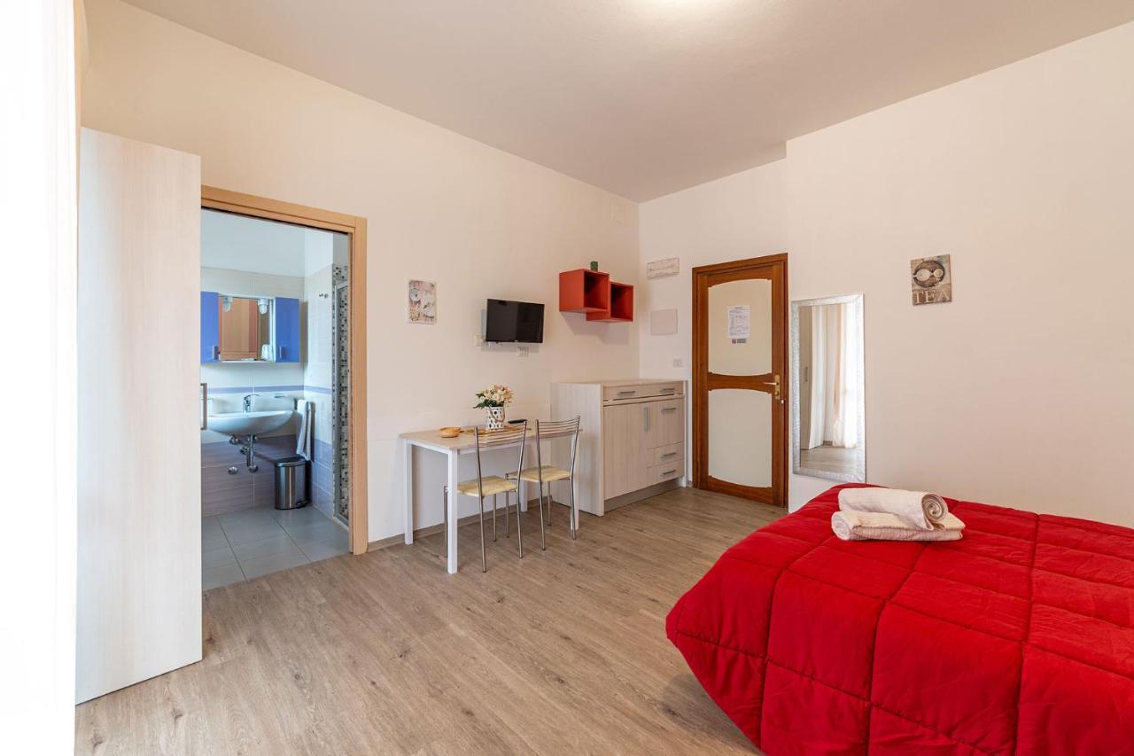 B&B Villa Montreux Ρίμινι Εξωτερικό φωτογραφία
